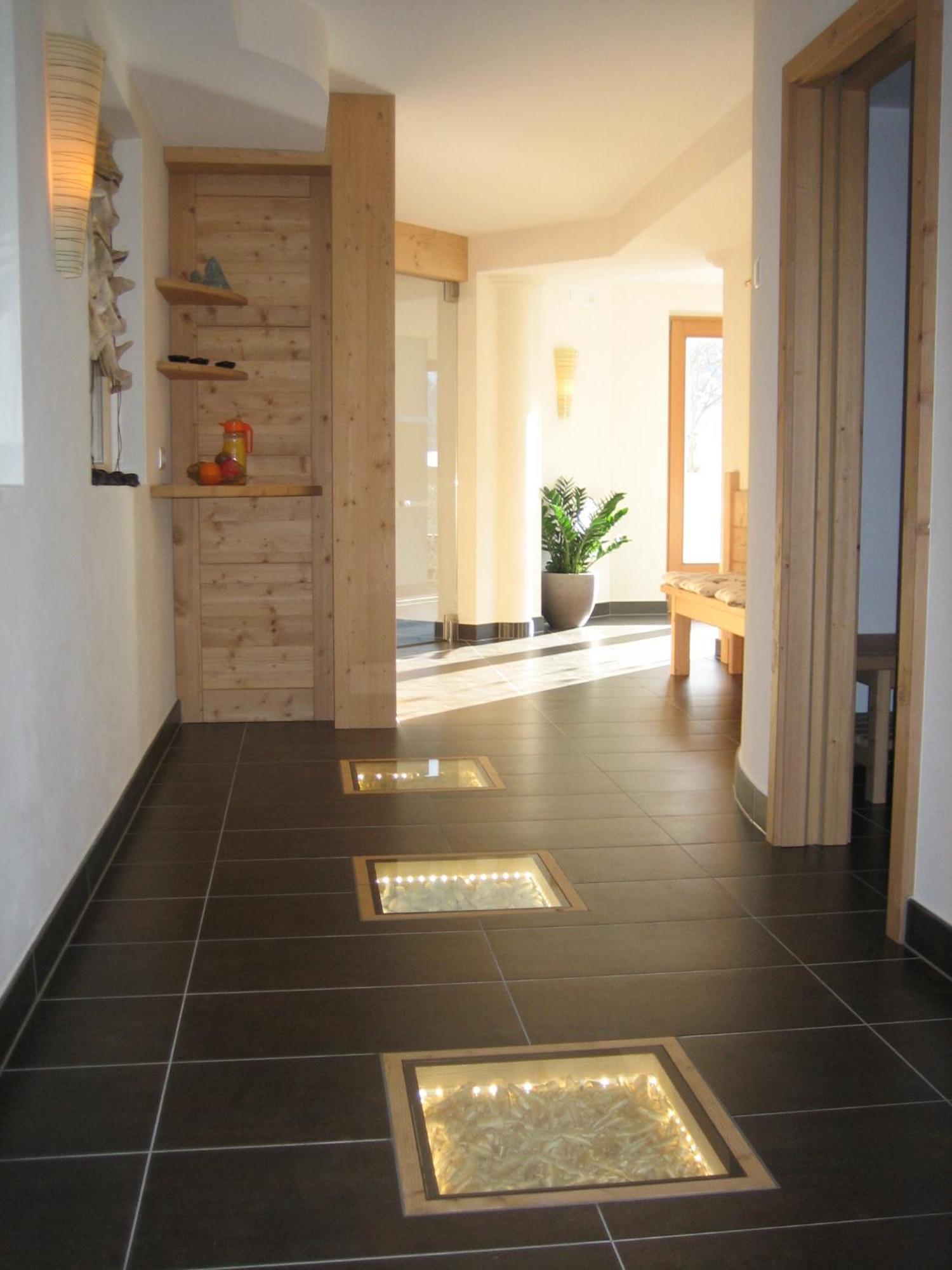 Garni - Appartement Neumairhof Rasun di Sopra Luaran gambar
