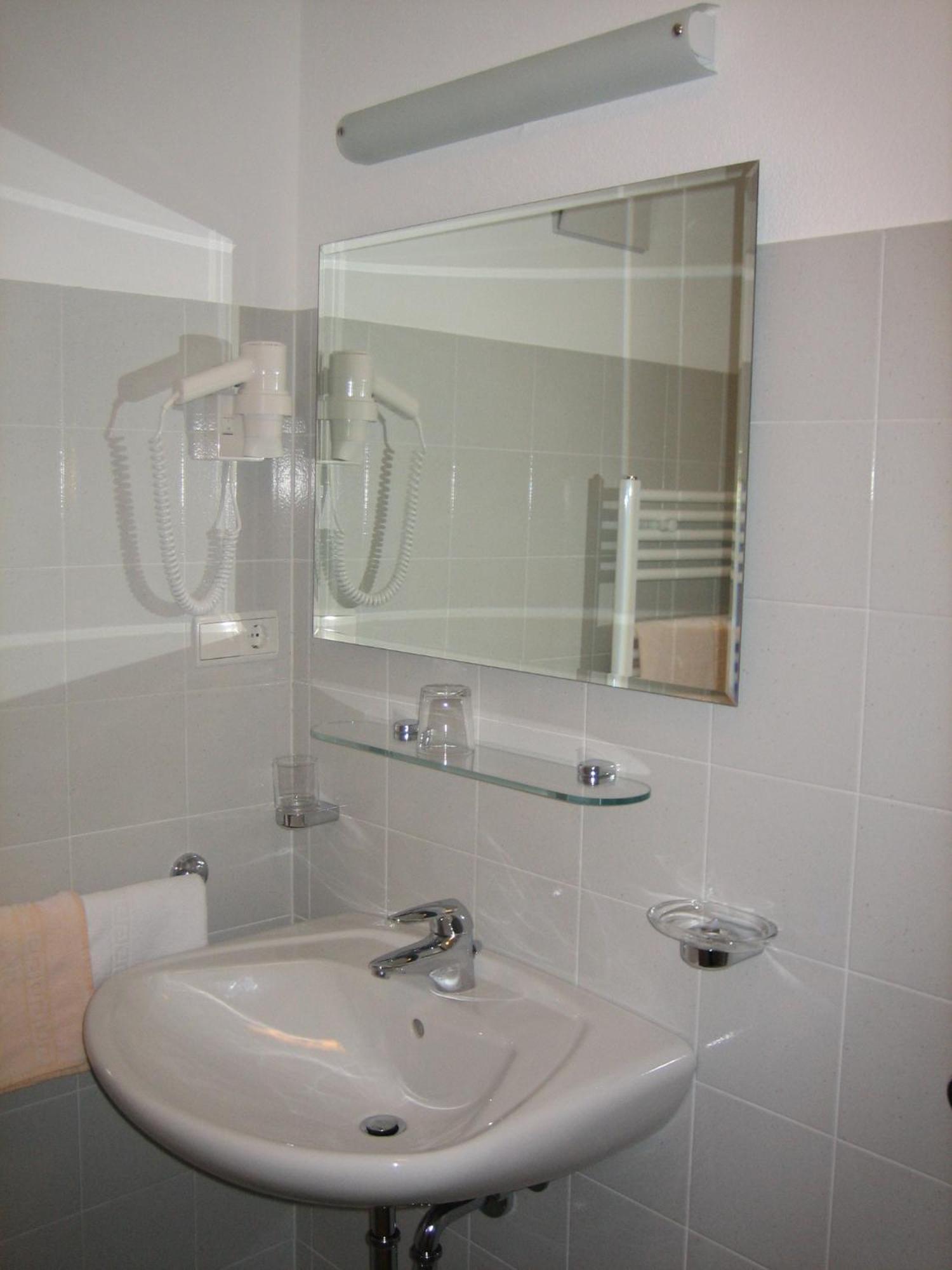 Garni - Appartement Neumairhof Rasun di Sopra Luaran gambar