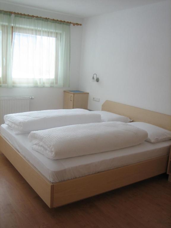 Garni - Appartement Neumairhof Rasun di Sopra Bilik gambar